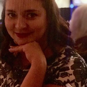 Meet your Posher, Alisha